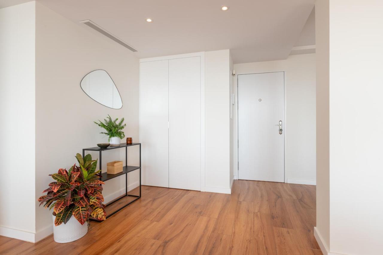 Luxury Beach/Port Apartment Malaga Bagian luar foto