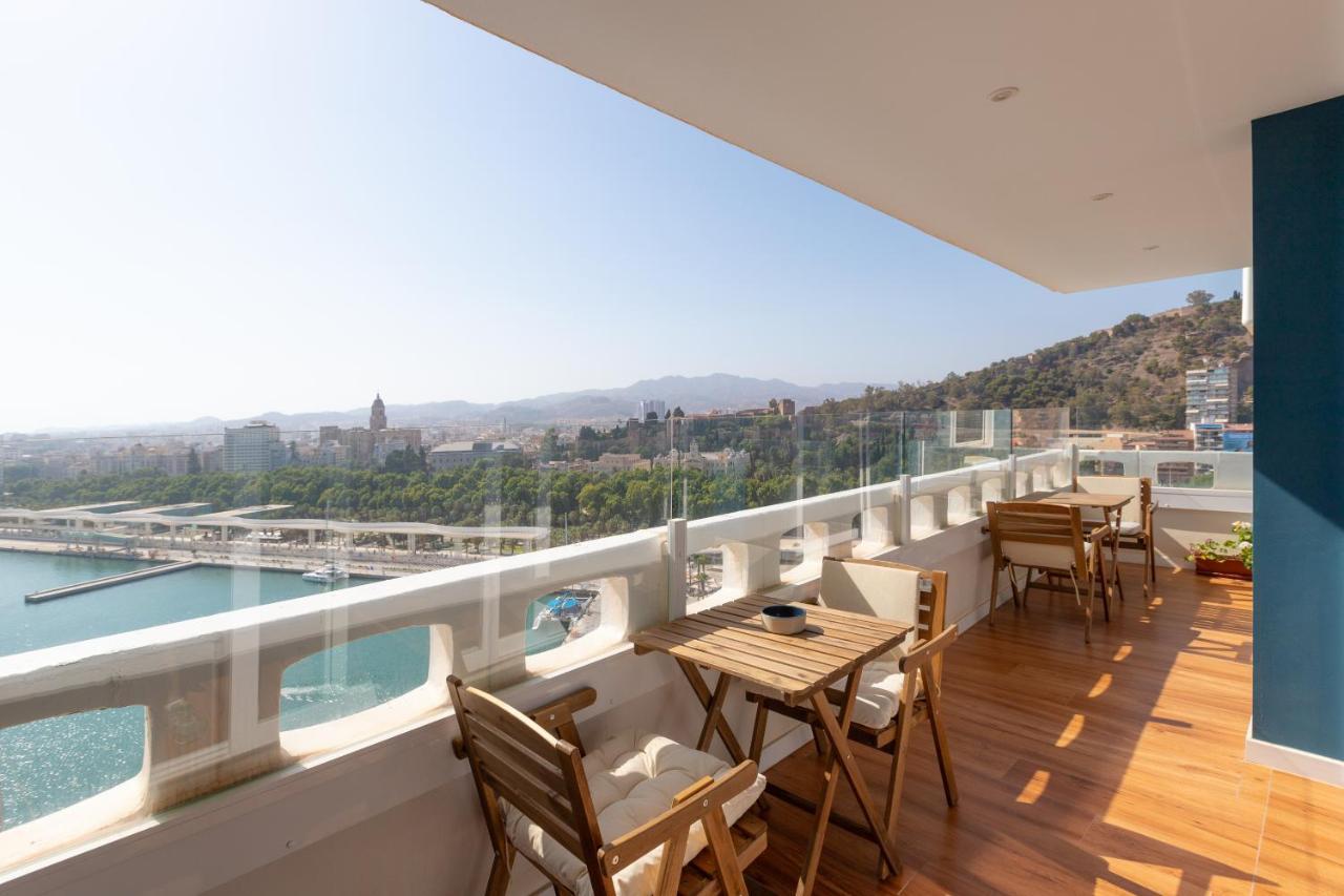 Luxury Beach/Port Apartment Malaga Bagian luar foto