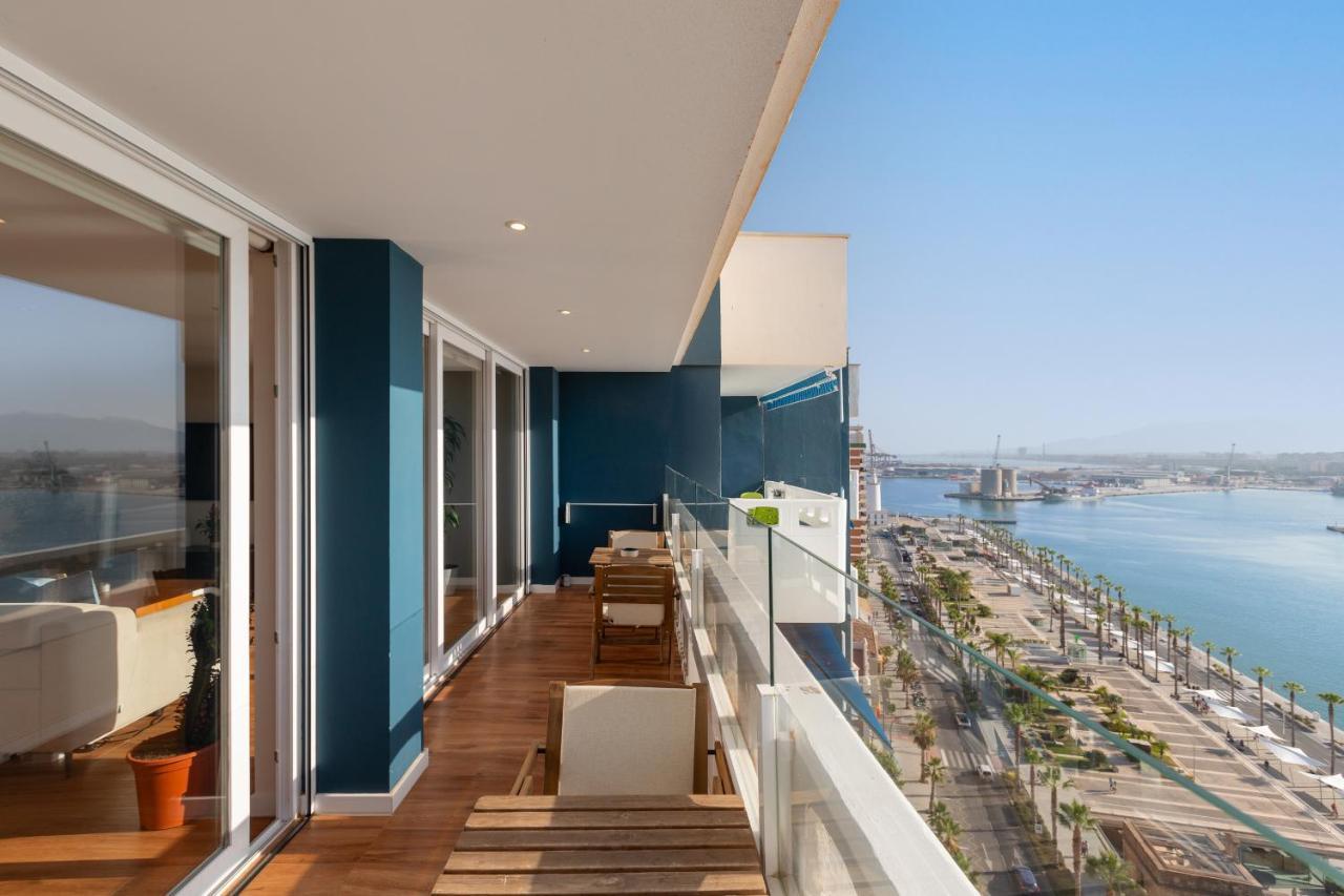 Luxury Beach/Port Apartment Malaga Bagian luar foto