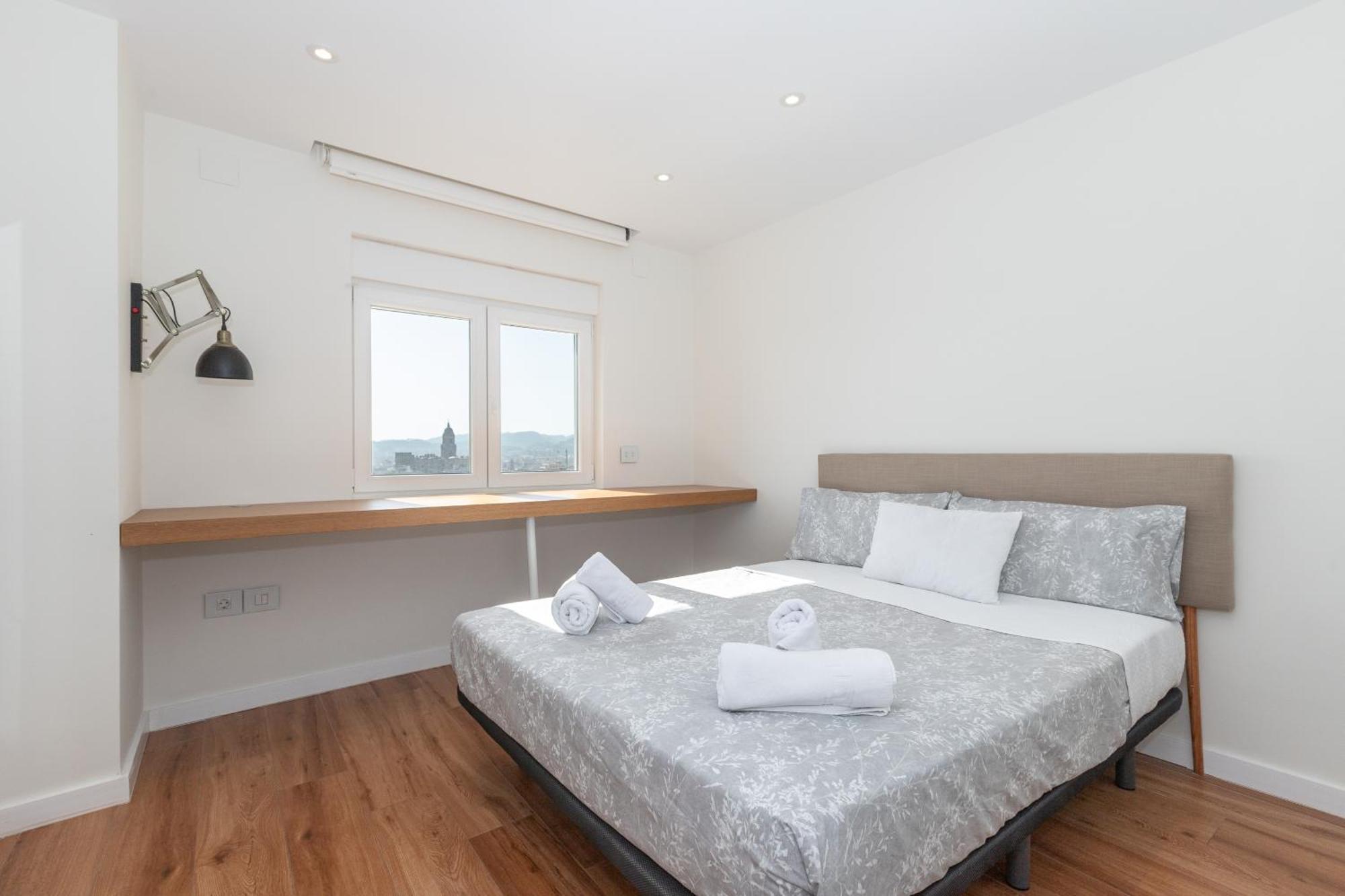 Luxury Beach/Port Apartment Malaga Bagian luar foto